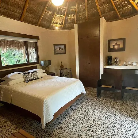El Pueblito Dzibichaltun Villa